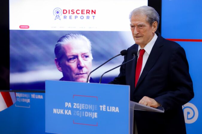 “Rama i përlyer në aferën korruptive të spiunazhit”/Berisha: McGonigal u pagua 225 mijë dollarë për të goditur opozitën