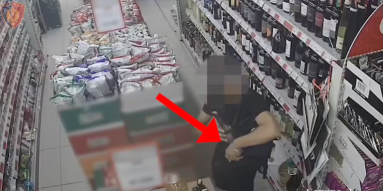 Autorë të disa grabitjeve, arrestohen 2 të rinjtë në Cërrik, të dënuar edhe më parë për vjedhje