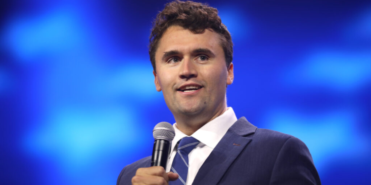 Funerali për Charlie Kirk në stadiumin e Super Bowl: Do të kthehet në miting për MAGA-n