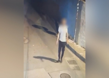 VIDEO / Zuri vendin e parkimit të motrës, 34-vjeçari djeg makinën