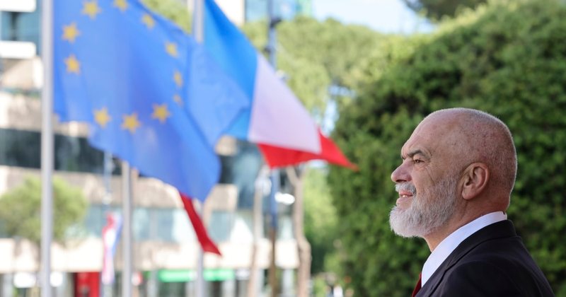 VIDEO / Analiza e Radios Evropa e Lirë: “Edi nga Tirana”: Si e fitoi Shqipëria simpatinë e BE-së?