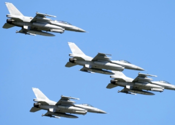 Polonia rrëzon dronë rusë në hapësirën e saj ajrore, mbyllet aeroporti i Varshavës, alarmohet NATO