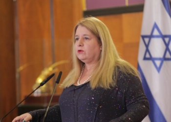 Ambasadorja e Izraelit në Shqipëri: Mos gënjeni që protestoni për Gazën!