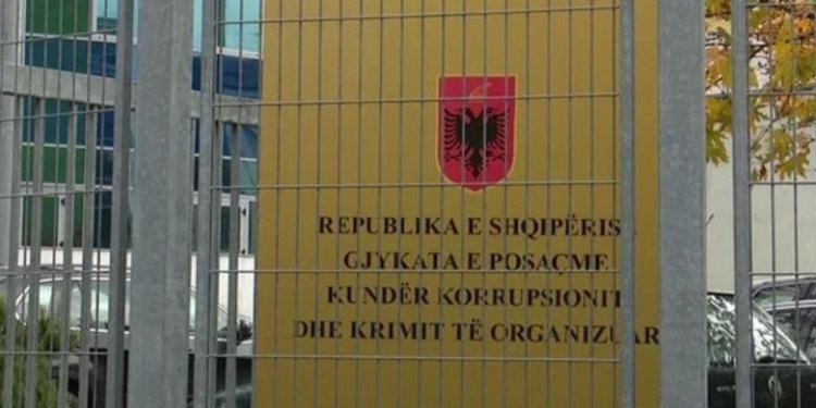 Berat, serat me kanabis/ Kalon për gjykim dosja e 17 të pandehurve