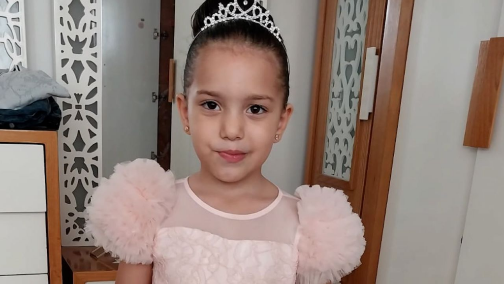 355 plumba dhe zëri i vogëlushes Hind, 24 minuta duartrokitje e lot në Venecia