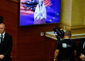 Diella pjesë e kabinetit, analiza e “Washington Post”: A do kërkojë Rama zbatimin e Nenit 5 të NATO-s nëse një sulm kibernetik e “vret”?
