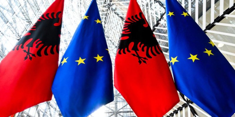 Konferenca ndërqeveritare në 16 shtator, Shqipëria dhe BE diskutojnë për çeljen e kapitujve të mbetur