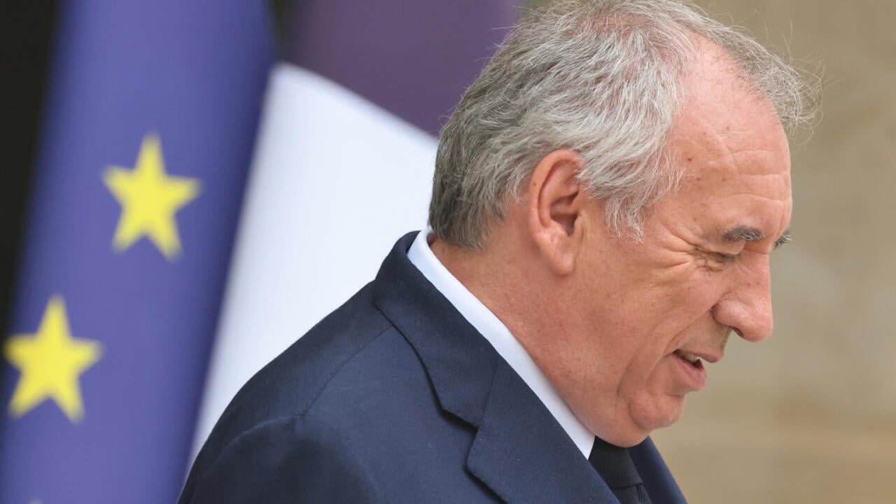 Francë/ Kush do të jetë kryeministri i ri pas dështimit të Bayrou dhe çfarë do të bëjë Macron?