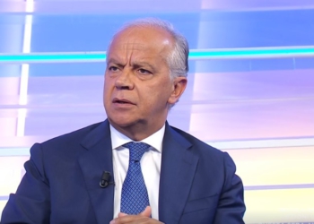 “Qendrat për emigrantët janë të nevojshme”, ministri italian: Aktualisht përdoren si qendra riatdhesimi