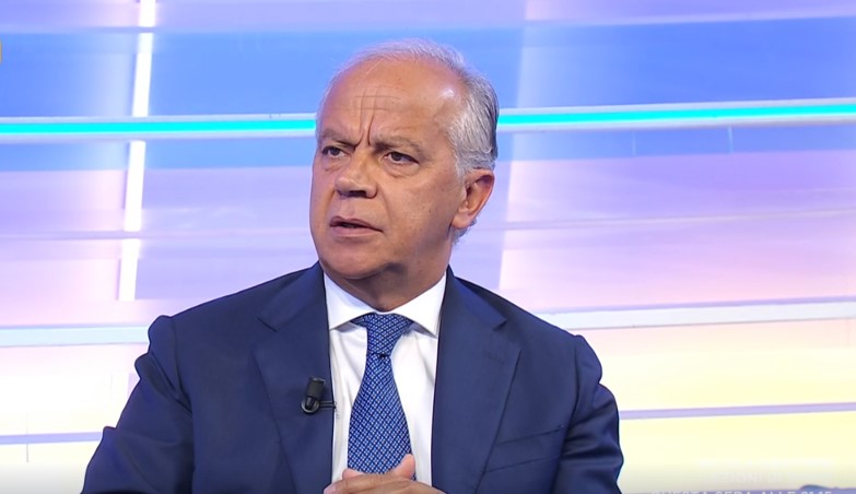 “Qendrat për emigrantët janë të nevojshme”, ministri italian: Aktualisht përdoren si qendra riatdhesimi