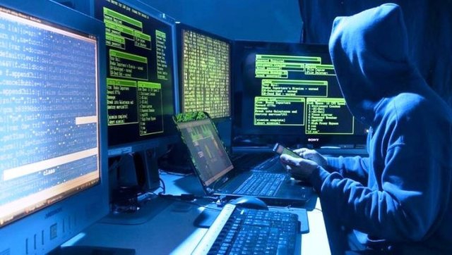 Agjentë policie u infiltruan në skemë/Firmat piramidale online ‘u zbërthyen’ nga brenda (Detajet)