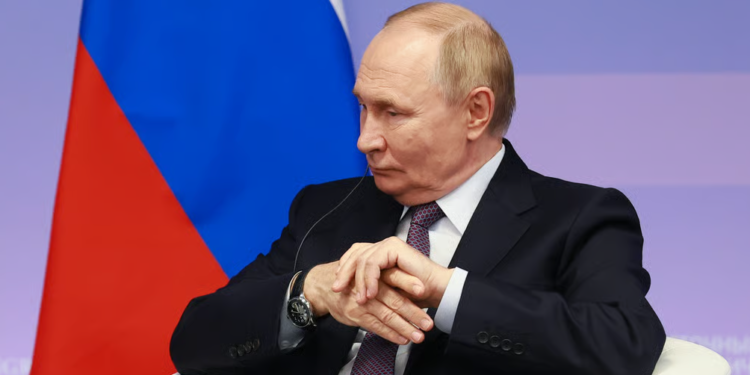 Putin paralajmëron: Trupat perëndimore në Ukrainë do jenë shënjestër e ushtrisë ruse
