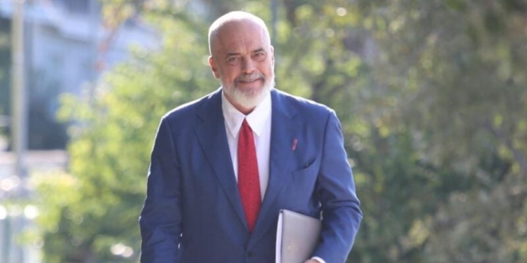 Rama përballë deputetëve, drejton nesër mbledhjen e grupit socialist