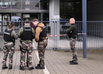 Francë, sulm i përgjakshëm në një shkollë, nxënësi 14-vjeçar godet me thikë mësuesen
