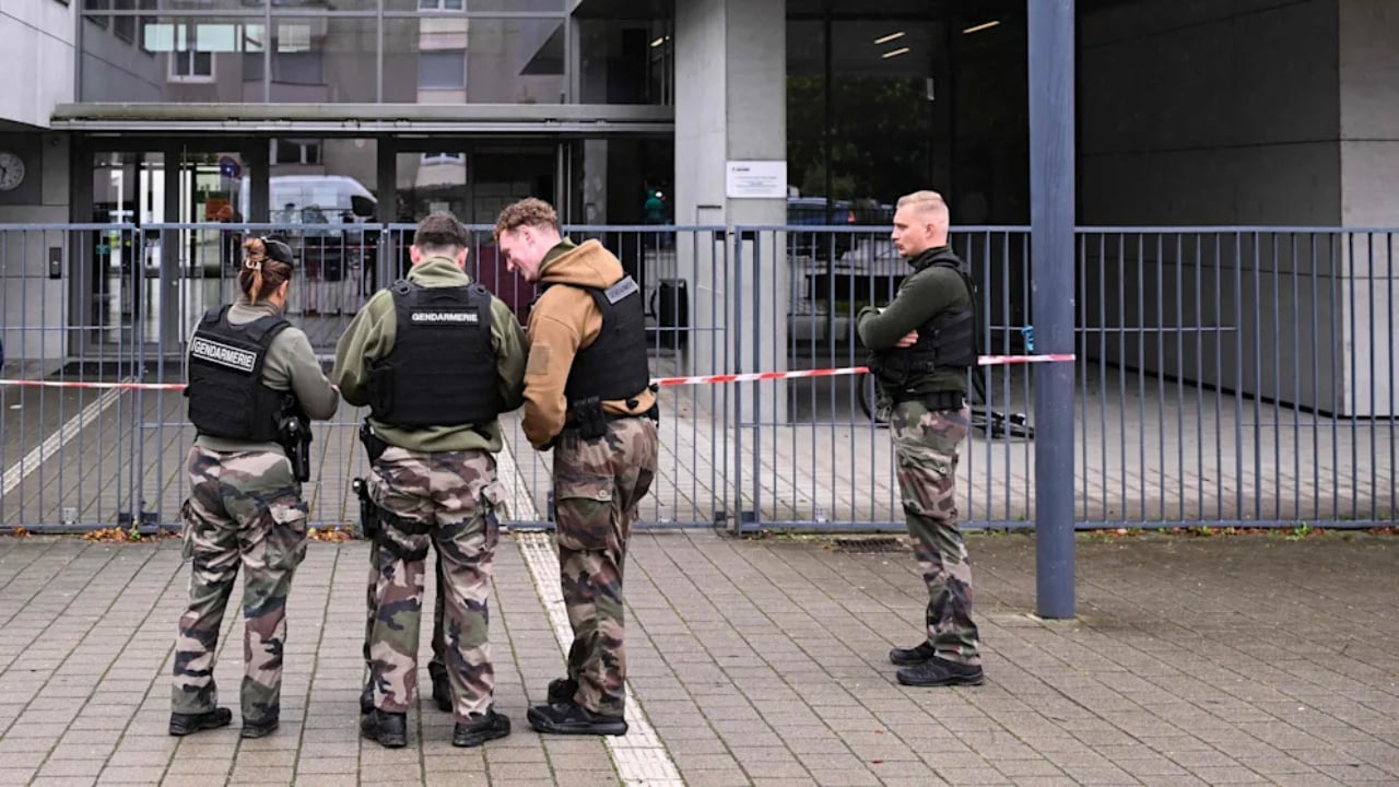 Francë, sulm i përgjakshëm në një shkollë, nxënësi 14-vjeçar godet me thikë mësuesen