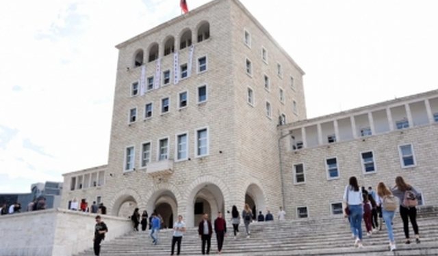 Universitetet nisin aplikimet për raundin e dytë, kuota të lira në shumë programe të kërkuara