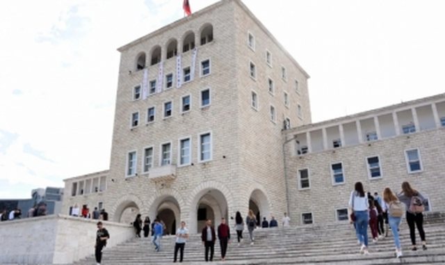 Universitetet nisin aplikimet për raundin e dytë, kuota të lira në shumë programe të kërkuara