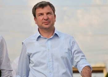 Përmirësohet gjendja shëndetësore e Vangjush Dakos, rikthehet në qeli. Në burg do qëndrojë disa ditë