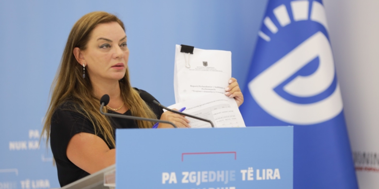Rishfaqet “Nesti Angoni”, kallëzon në SPAK Albana Vokshin dhe familjen e saj: Pastruan paratë e korrupsionit