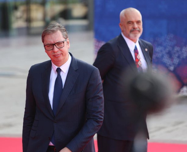 “Europa është ballkanizuar”, Rama: Kemi një problem me Serbinë, por gjyshja më ka mësuar që…