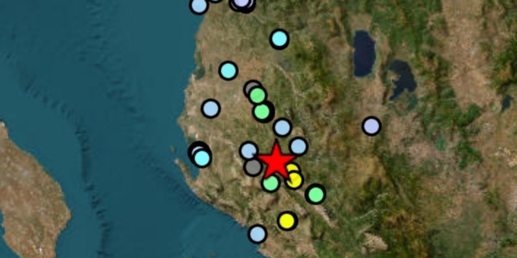 Tërmet në jug të Shqipërisë, epiqendra në Skrapar