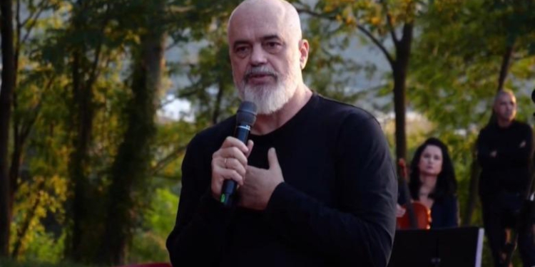 “Parku i Besimit” në Petrelë, shpallet kompania fituese nga 12 pjesëmarrëse/ Rama: Do doja të bënim më shumë parqe si ky
