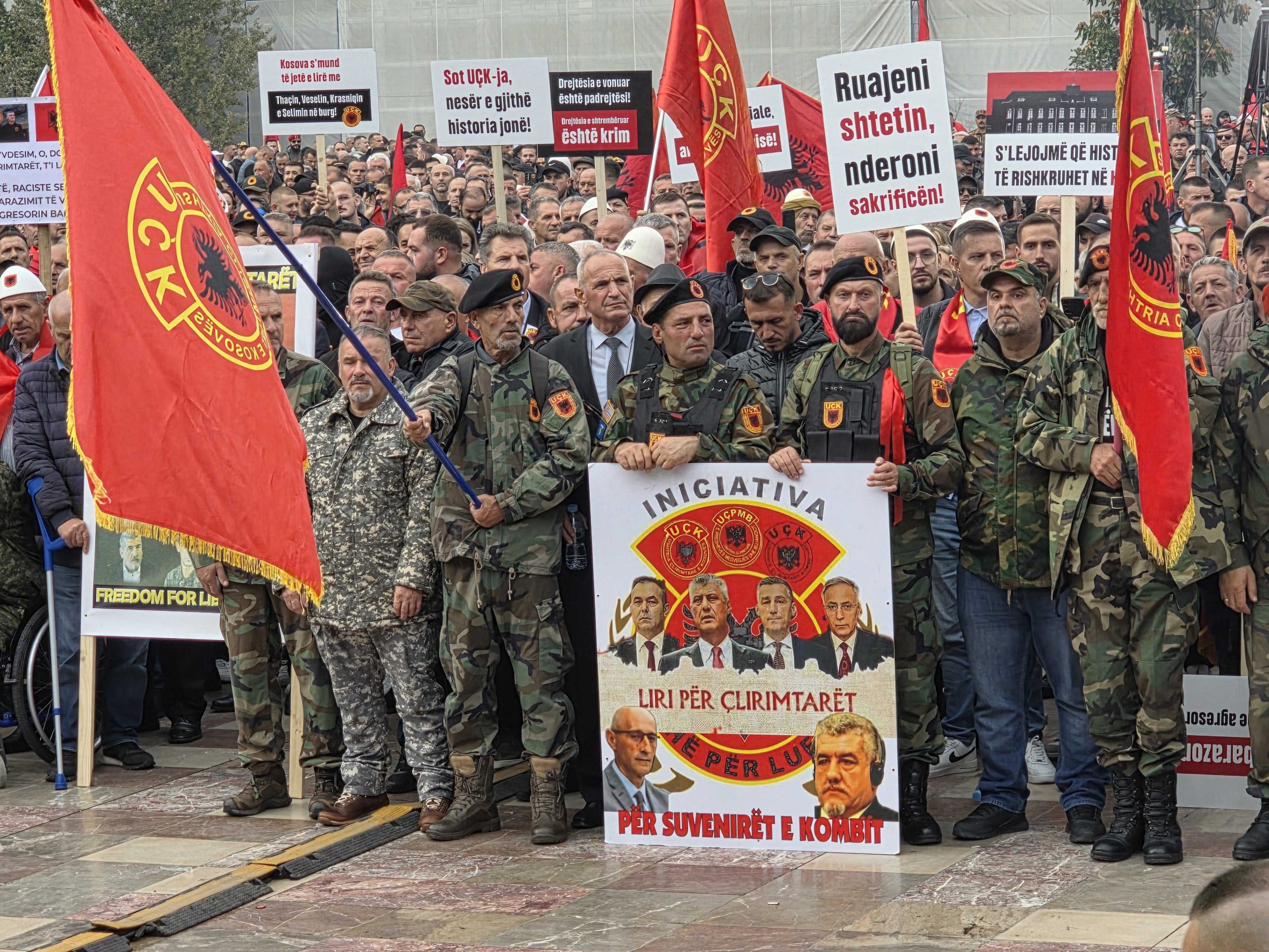 Nga Zvicra e New York në Tiranë për “çlirimtarët”: Europa na ka borxh, s’do i lëmë më të luajnë me ne!