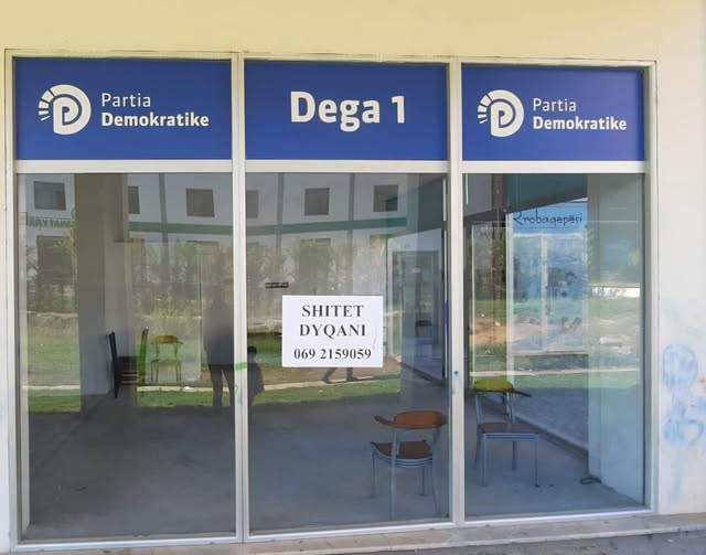 ‘Shitet dyqani’, kryeministri Rama ironizon PD-në në prag të zgjedhjeve në Tiranë, poston foto nga boshatisja e degës nr.1
