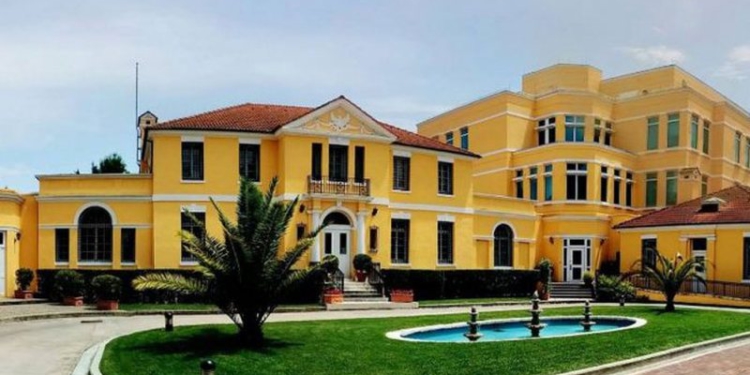 Vrasja e gjyqtarit, reagon ambasada e SHBA: Dënojmë ashpër dhunën kundër drejtësisë