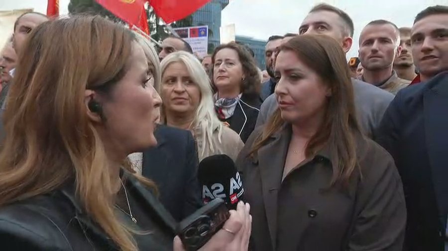 Pse mungon Rama në protestë? Ja si përgjigjet Ogerta Manastirliu