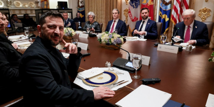 Zbardhen diskutimet brenda Shtëpisë së Bardhë: Zelensky i propozon Trump marrëveshjen ‘dronë për Tomahawk’