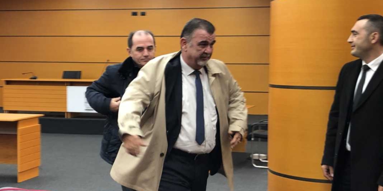 “Shërbëtor i Yuri Kim”, gazetari: Kalaja u sulmua nga PD kur dha vendimin për Kongresin