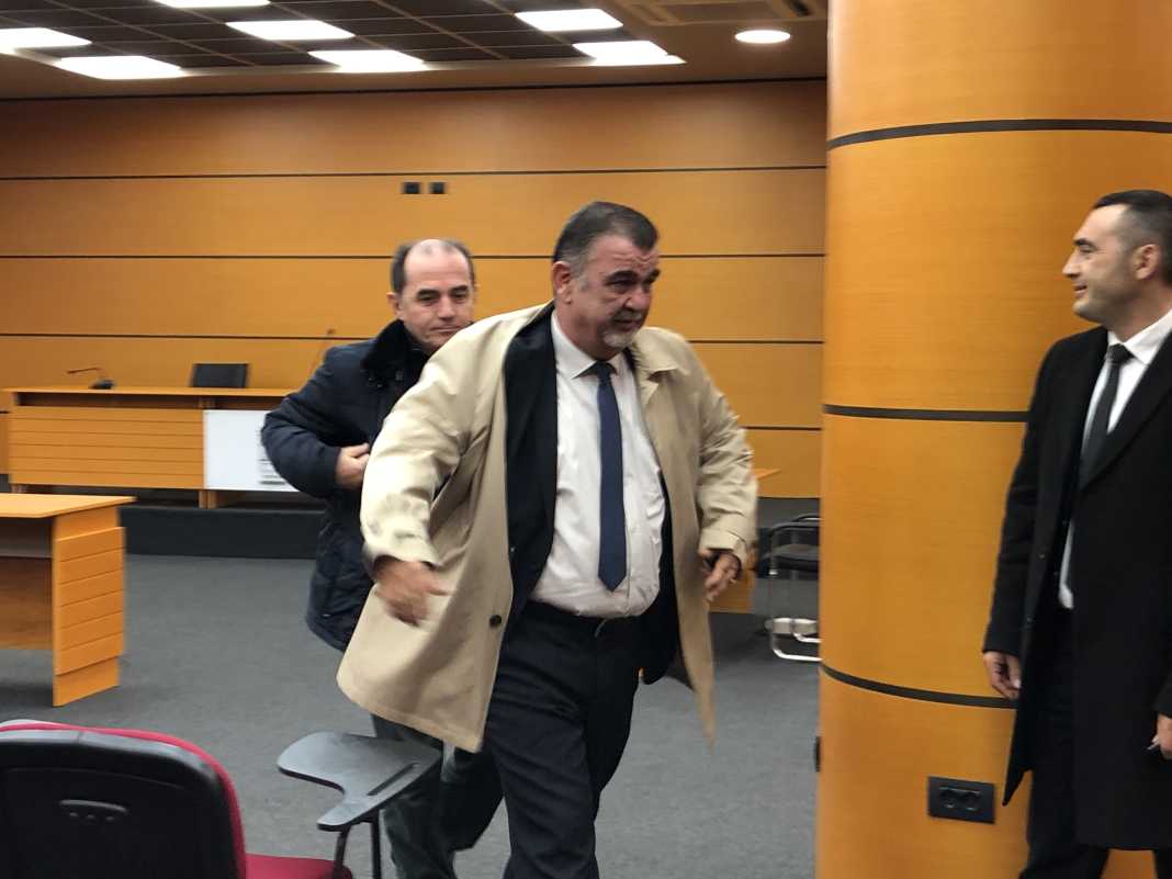 “Shërbëtor i Yuri Kim”, gazetari: Kalaja u sulmua nga PD kur dha vendimin për Kongresin