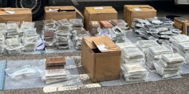 Tre shqiptarë arrestohen në Londër, kapen me kokainë me vlerë 20 milionë paund