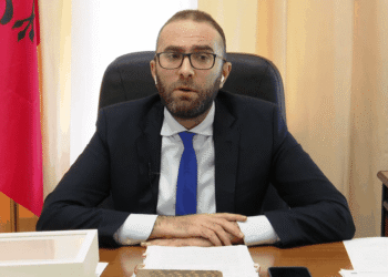 Arrestimi i avokatit Bajrami, reagon Gazment Bardhi: Shqipëria po zhbën çdo standard të shtetit