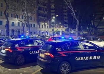 Policia ndërhyn për t’i dëbuar, banorët lënë gazin hapur, vriten 3 oficerë në Itali