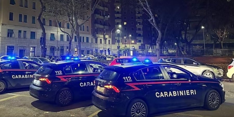 Policia ndërhyn për t’i dëbuar, banorët lënë gazin hapur, vriten 3 oficerë në Itali