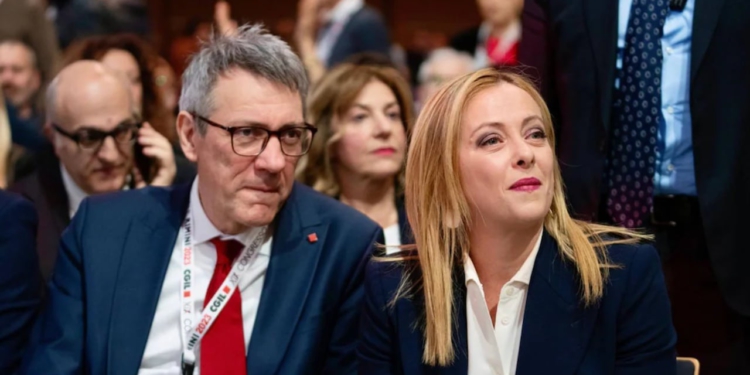 “Më quajti prostitutë!” Shpërthen kryeministrja italiane Meloni, përplasje e ashpër me kryesindikalistin…