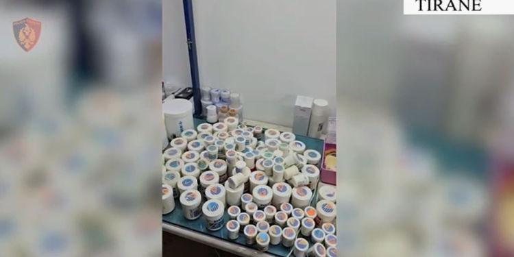 Zbulohet klinika dentare në “Don Bosko” me produkte të skaduara dhe evazion fiskal, arrestohet administratori turk