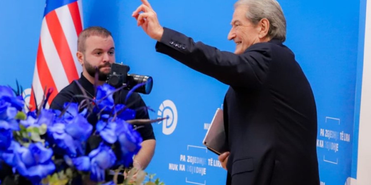 “I patë mëkatarët që rrinin si mjeranë?”, Berisha vijon sulmet ndaj drejtësisë: Krerët, bashkëpunëtorë me krimin