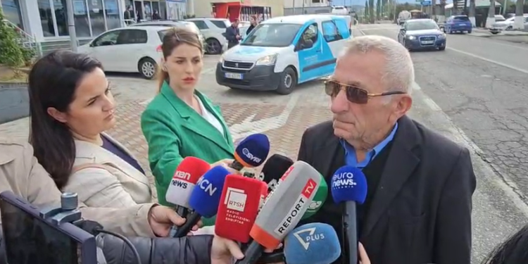 Vrasja e dyfishtë në lokal, flet banori: Njëri nga viktimat është kushëriri im, ngjarja na tronditi