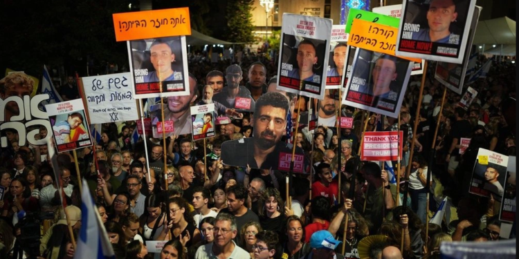 Zëdhënësja e Netanyahut: Pengjet izraelite në Gaza pritet të lirohen të hënën në mëngjes