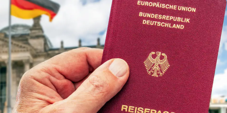 Gjermania shtrëngoi politikën e migracionit dhe shtetësisë