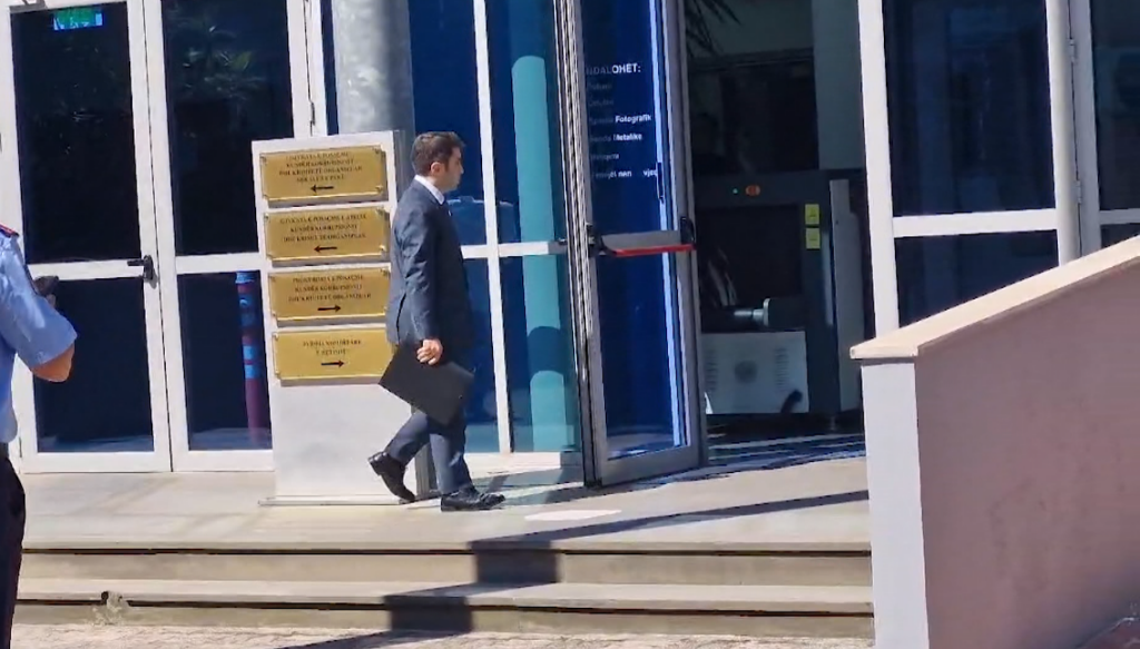 Gjykata pranon kërkesën e Jonaid Myzyrit, i hiqet masa e pezullimit nga detyra