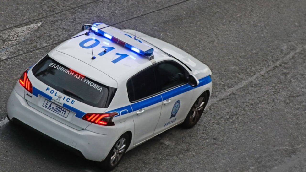 18-vjeçari mbyt nënën me peshqir dhe njofton policinë: E vrava unë!