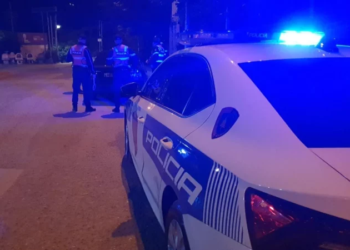E rëndë në Tiranë, 16-vjeçarja hidhet nga pallati në ndërtim dhe ndërron jetë