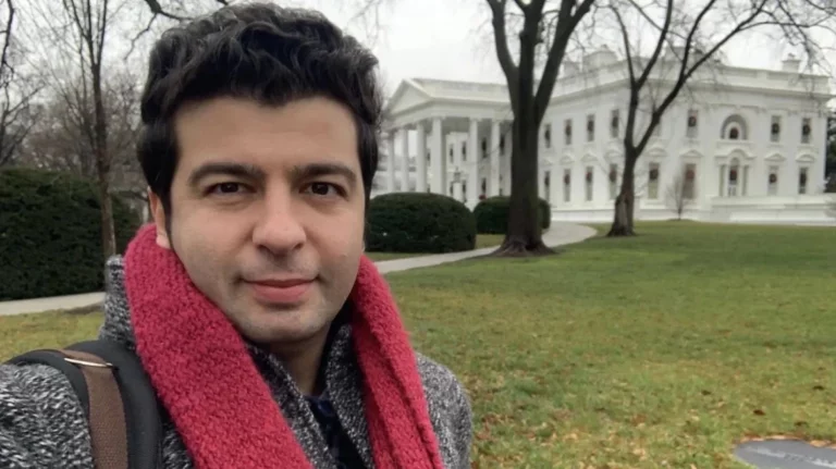 Kritikoi Erdogan pas takimit me Trump, pushohet nga puna gazetari turk në Uashington/ E largojnë nga detyra ditën që u bë baba  