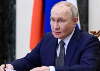 Putin, kërcënime dhe ironi mbi negociatat. Si po përgatitet “cari” për të dërguarin e Trump