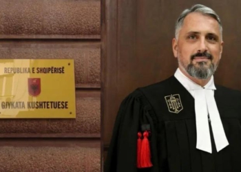 Asim Vokshi reagon ndaj akuzave për “spiun”: Interesa malinje për garën në Kushtetuese!