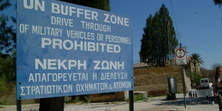 Tensione në Qipro, forcat ushtarake turke futen në fshat dhe pengojnë fermerët të punojnë tokat, ndërhyjnë Kombet e Bashkuara